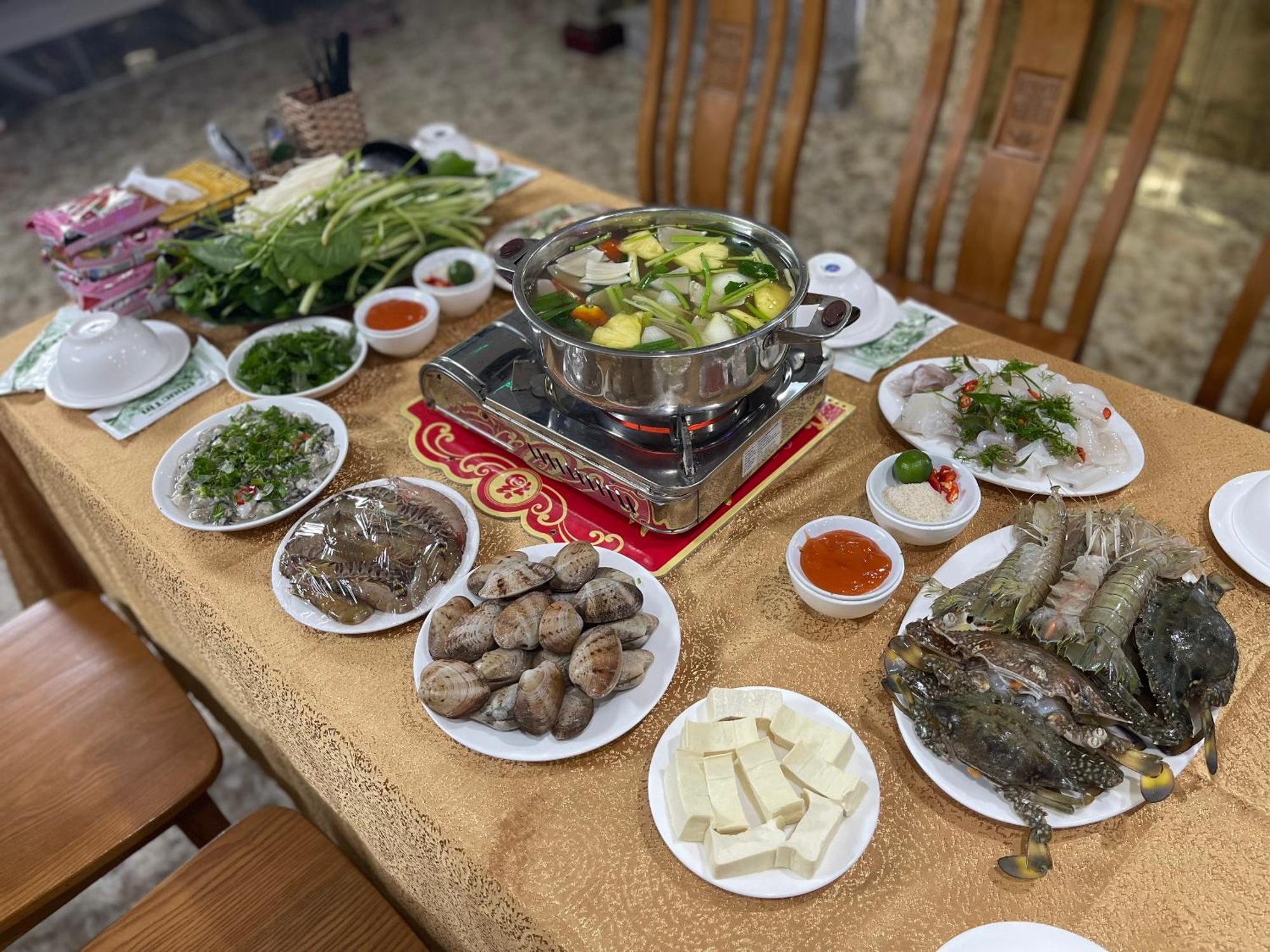 Phuong Dong Hotel Dong Khe Sau المظهر الخارجي الصورة